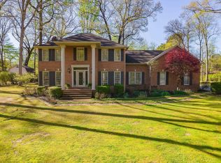 19 Smallwood Dr, Jackson, TN 38305