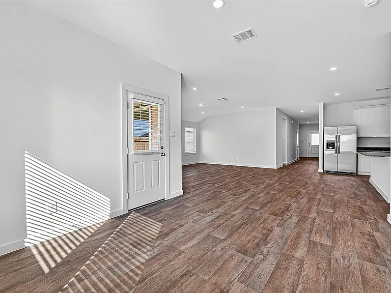 4215 Russet Elm Ln — Photo 24