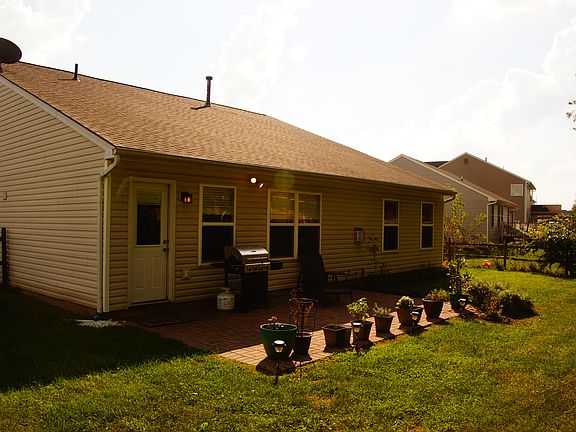 4th image of 2254 Dundee Dr