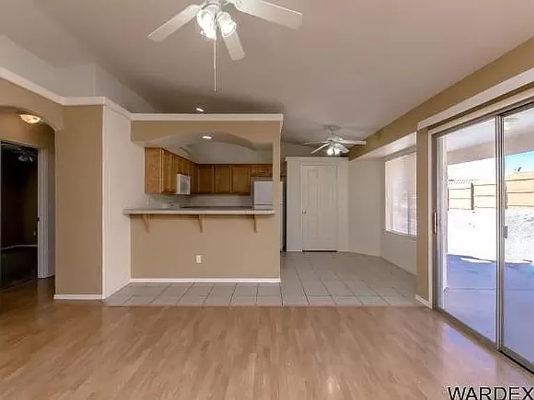 2675 Bluewater Dr — Photo 9