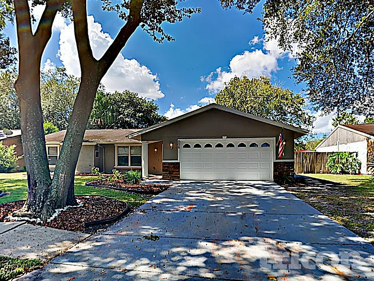506 Emberwood Dr — Photo 17