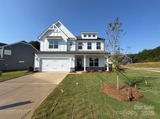 1226 Carrington Dr, Stanley, NC 28164