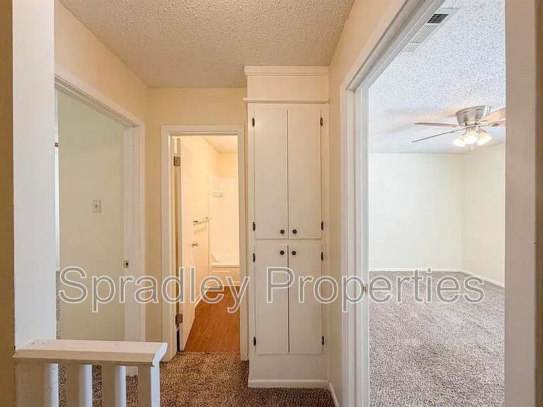 1027 N Wall St — Photo 9