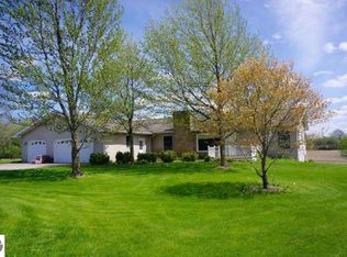 8315 S Fordyce Rd, Mount Pleasant, MI 48858