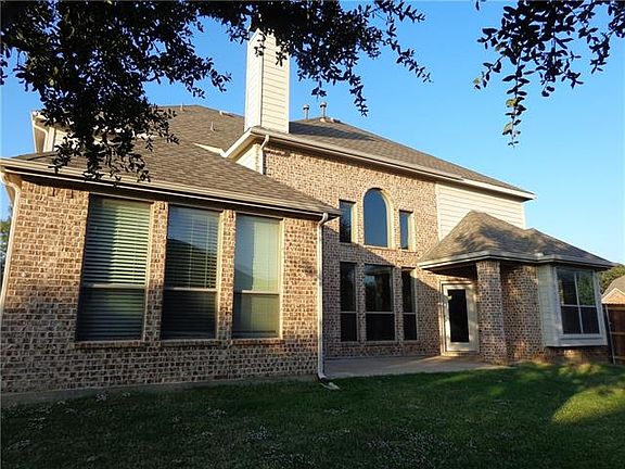 3rd image of 228 Dunmore Ct
