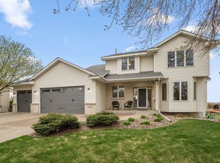19791 Evensong Ave, Farmington, MN 55024