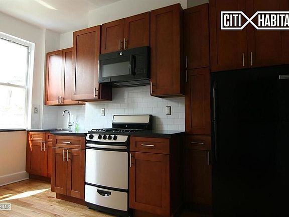 5th image of 538 Driggs Ave APT 3R