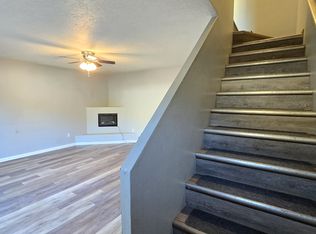 131 SE Ainslee Ave UNIT B, Depoe Bay, OR 97341