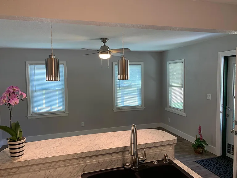 1602 N Volutsia Ave — Photo 9