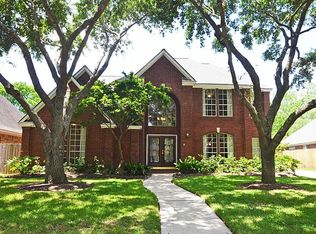 1911 Oakhurst Pkwy, Sugar Land, TX 77479