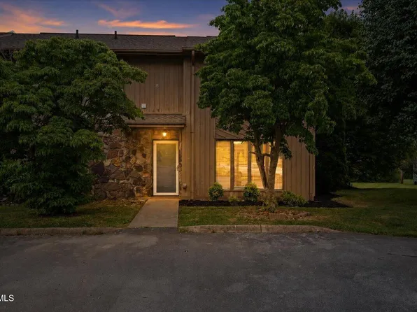 660 Fox Meadow Rd APT 8, Elizabethton, TN 37643