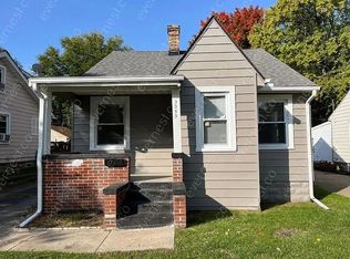 3355 Curwood St, Waterford, MI 48329