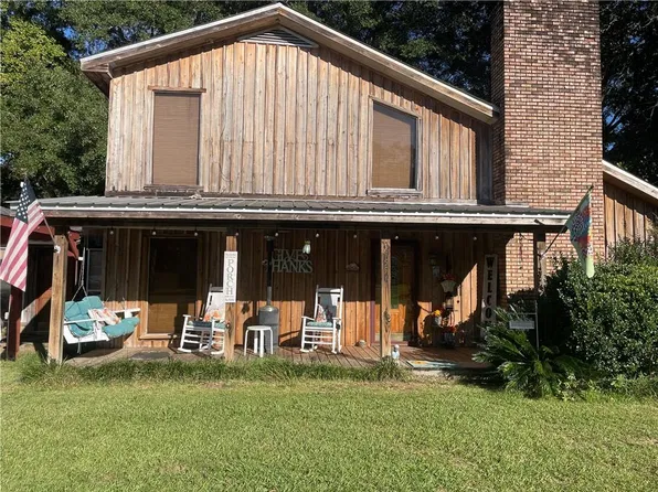 19550 College Dr, Citronelle, AL 36522