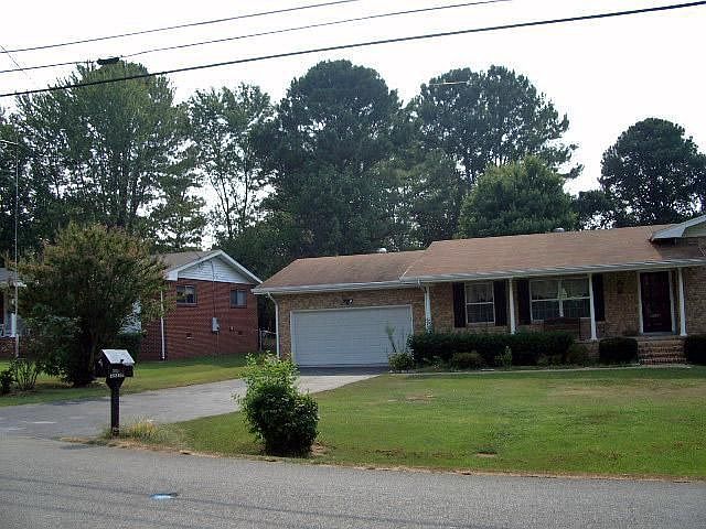 2nd image of 3926 Kings Rd