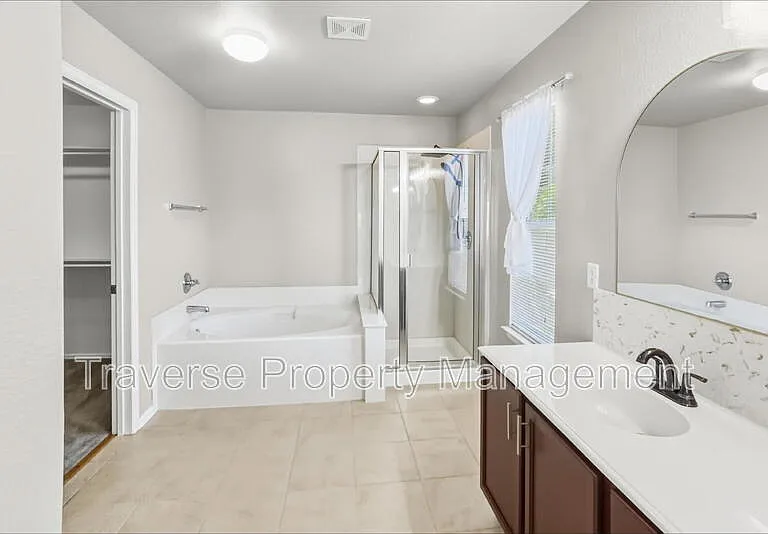 8440 Asheville Ln — Photo 13