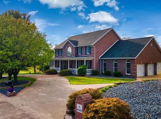 337 Jersey Dr, Moundsville, WV 26041