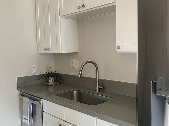 2nd image of 3304 Yeoman Ave