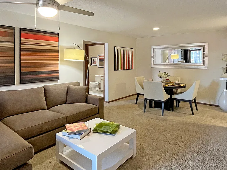 Tanglewood Apartments — Photo 10
