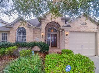 1115 Lake Shore Dr, Pearland, TX 77581