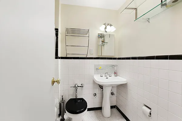 Sold by Corcoran | media 24