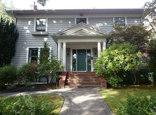 2231 32nd Ave S, Seattle, WA 98144