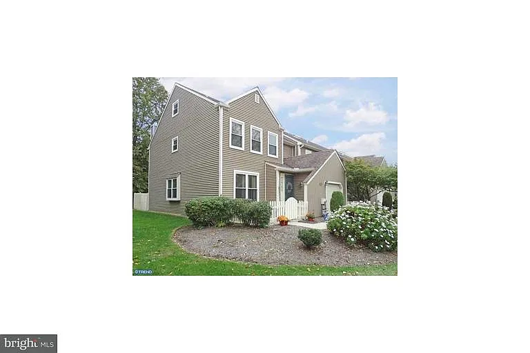 164 Wildflower Cir photo 1