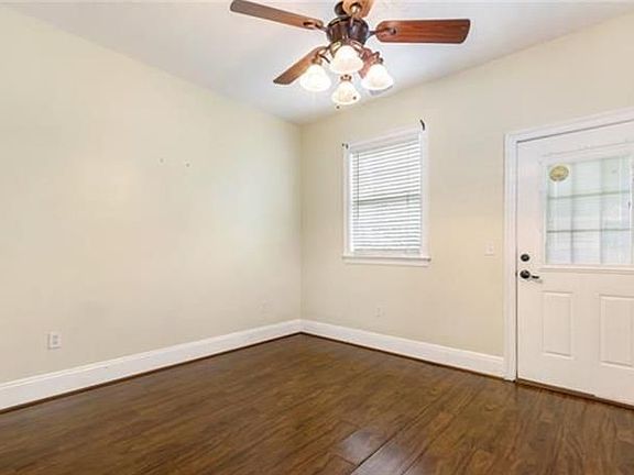 3rd image of 525 Valence St