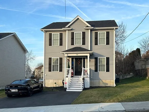 774 Hicks St, Fall River, MA 02724