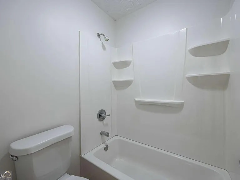 6898 Babbling Brook Dr — Photo 18