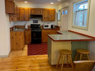 22 Trinity St, Rockland, ME 04841