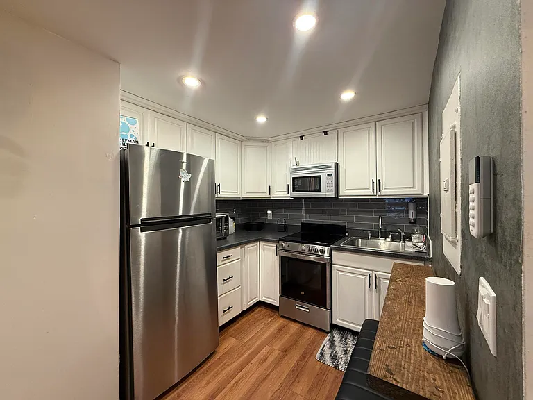 42 Willow Wood Sq — Photo 12