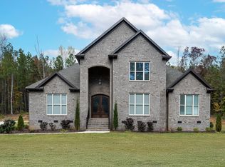 225 Rocky Ridge Rd, Enoree, SC 29335