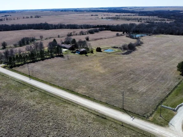 1227 Road J, Emporia, KS 66801
