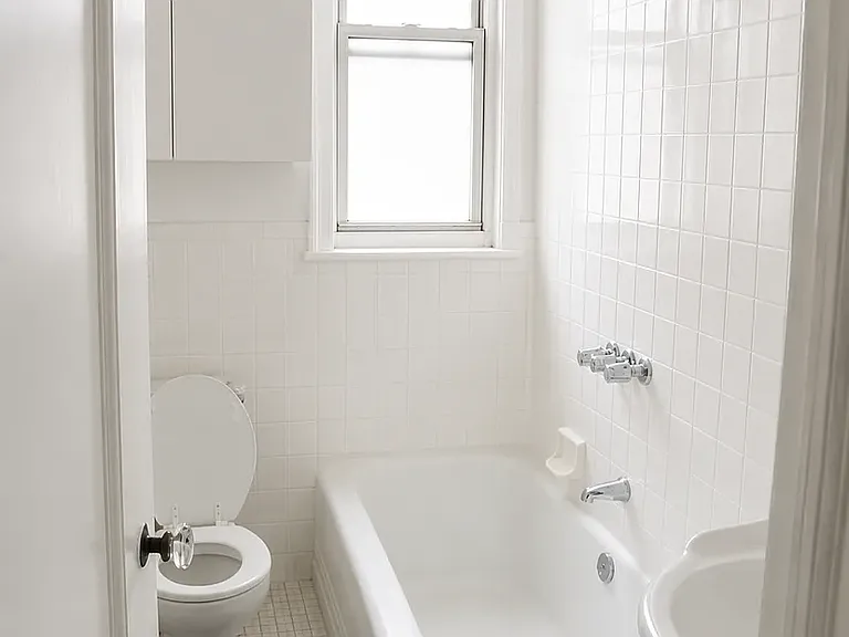 650 W End Ave #9C — Photo 5