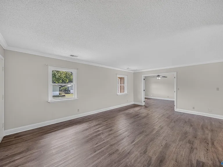 1208 Willowbrook Dr SE #C — Photo 18