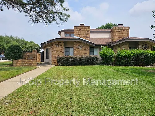 601 Harvest Hill St Photo 1