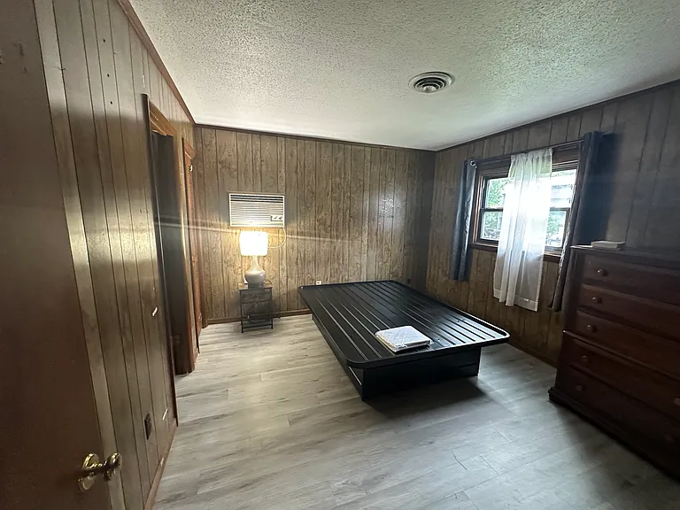 115 Spruce Ln — Photo 10