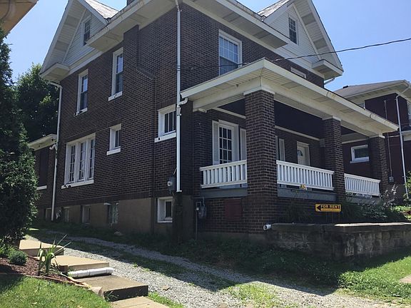 2nd image of 302 N 2nd St