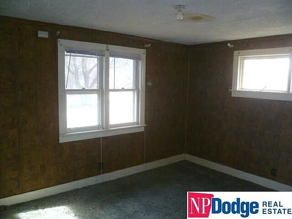 4th image of 2706 Emiline St