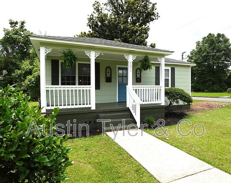 1st image of 4351 Kelly Ave