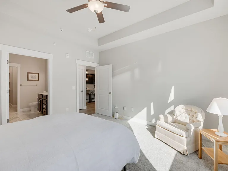 856 Birdwhistle Ln #6 — Photo 8