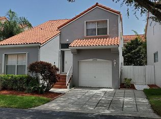 3740 Piedmont St, Hollywood, FL 33021