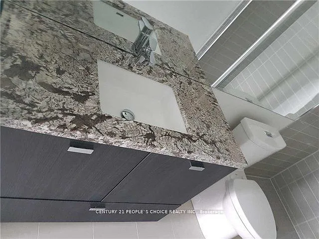 290 Adelaide St W #1105 — Photo 5