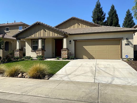 2nd image of 3527 Creekview Ct