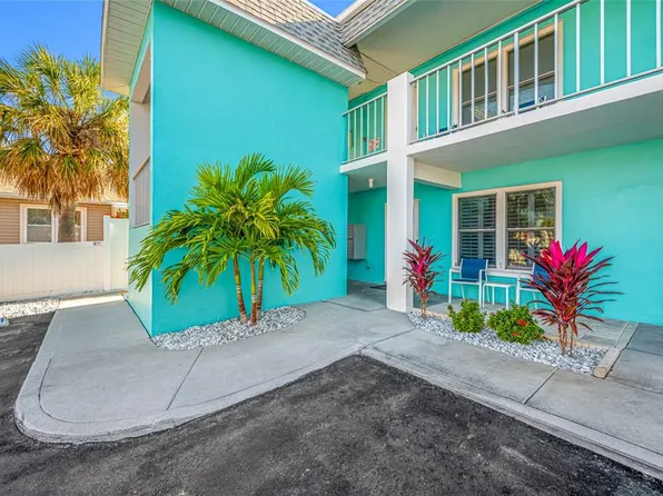 680 71st Ave APT 1, Saint Pete Beach, FL 33706