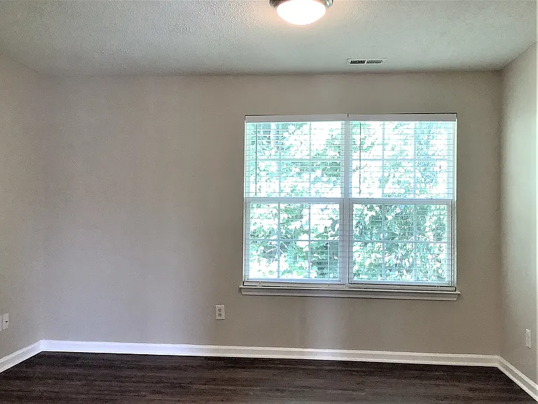 2758 Windchase Dr — Photo 8