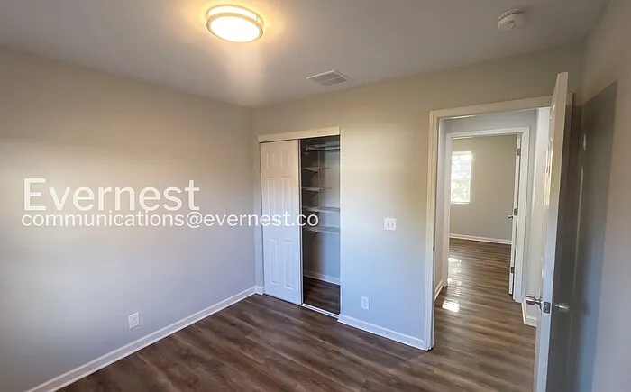 838 Lock Ave — Photo 10