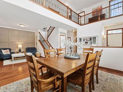 1968 Lincoln Ln, Chanhassen, MN, 55317