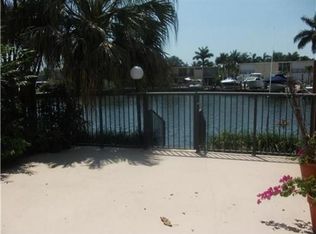 803 NE 26th Ave, Hallandale, FL 33009