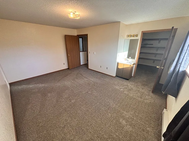 1825 Industrial St — Photo 13